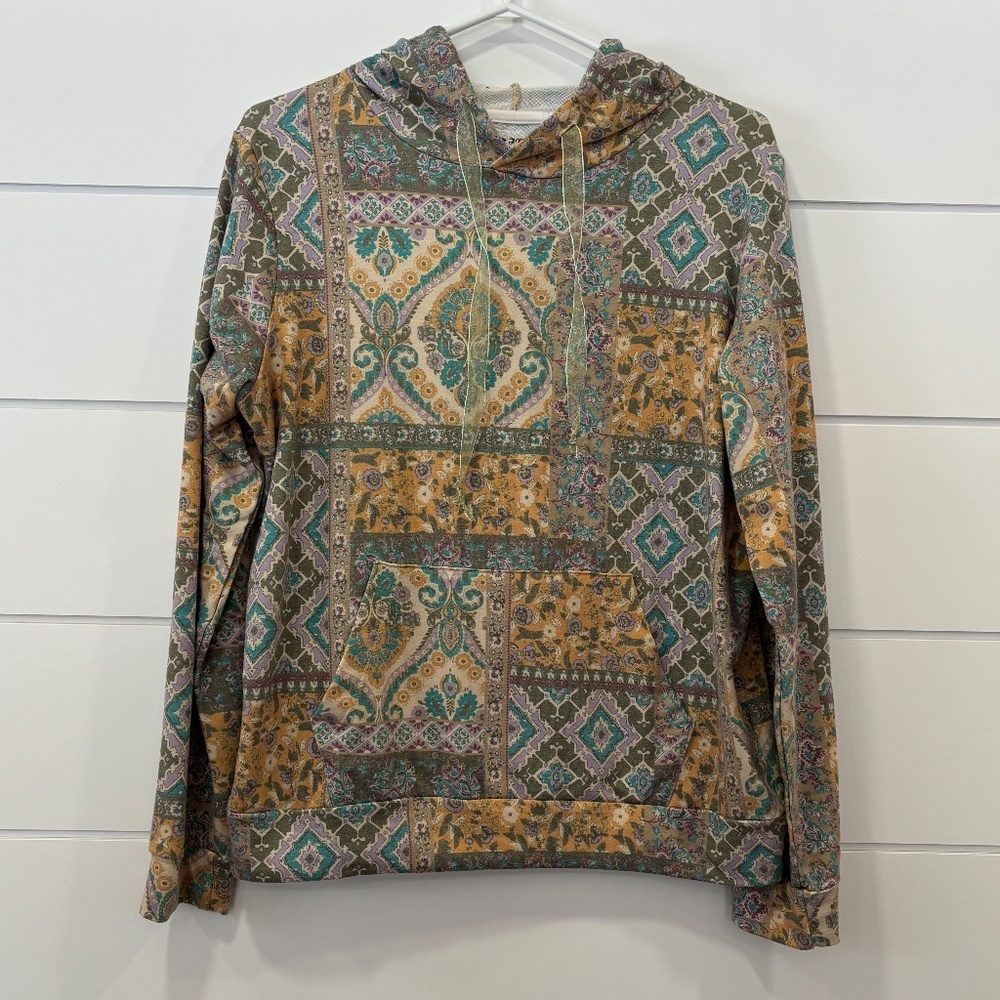 HS Idol lightweight multi colour patterned hoodie with front pocket size LG